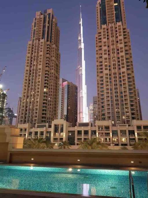 Lux 1Br 2 Min To Burj Khalifa Apartment Dubai Luaran gambar