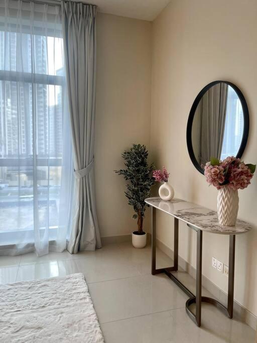 Lux 1Br 2 Min To Burj Khalifa Apartment Dubai Luaran gambar